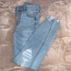 American Eagle Distressed Skinny Jeans Size 00
